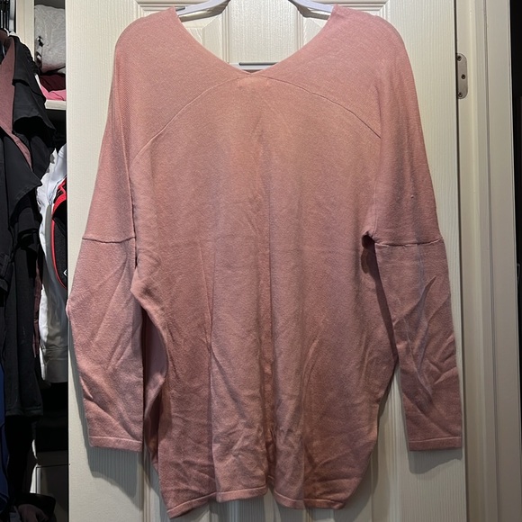 Soft knit oversized sweater - Picture 3 of 6
